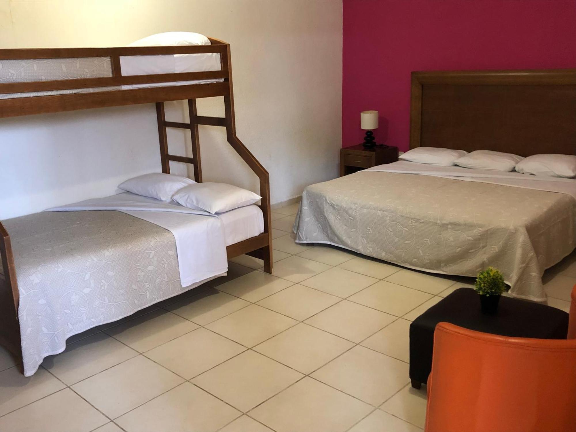 Hotel Vista Verde Huichihuayán Esterno foto